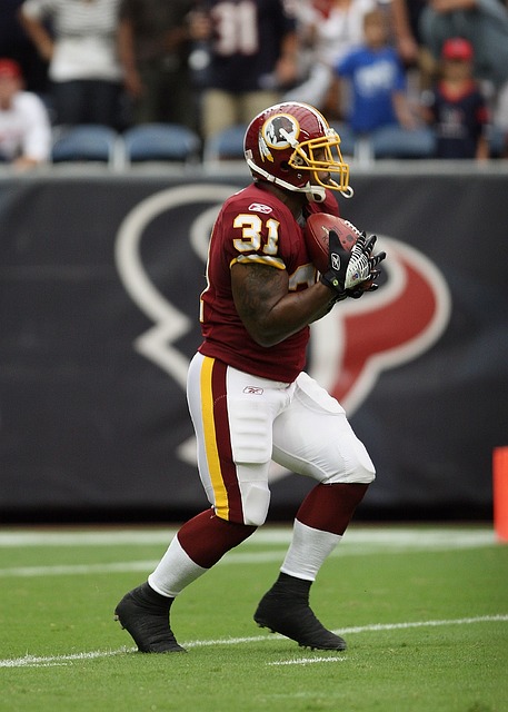 来充满了不 来充满了不